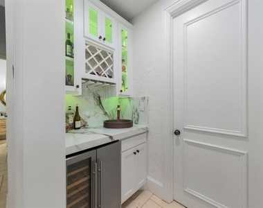 3205 High Point Drive - Photo Thumbnail 12