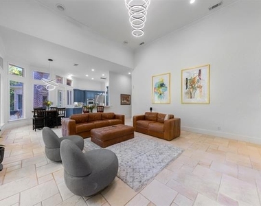 3205 High Point Drive - Photo Thumbnail 10