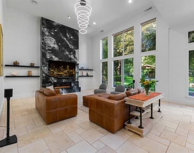 3205 High Point Drive - Photo Thumbnail 9