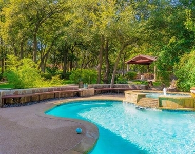 3205 High Point Drive - Photo Thumbnail 36