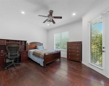 3205 High Point Drive - Photo Thumbnail 26