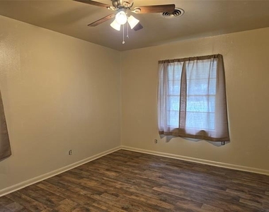 1685 N Willis Street - Photo Thumbnail 6