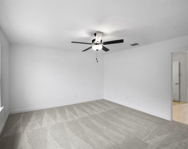 3301 Little Bluestem Road - Photo Thumbnail 11