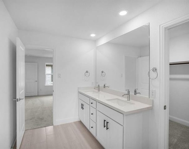 3301 Little Bluestem Road - Photo Thumbnail 16