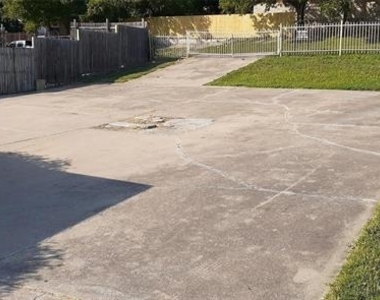 2801 19th Street - Photo Thumbnail 1