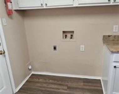 2801 19th Street - Photo Thumbnail 19
