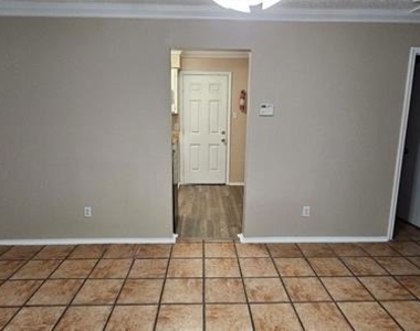 2801 19th Street - Photo Thumbnail 16
