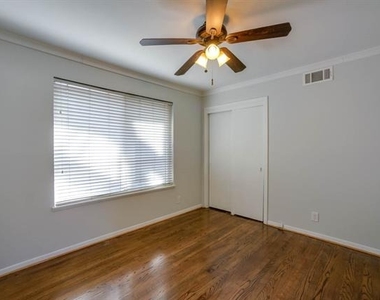 2140 Springhill Drive - Photo Thumbnail 22