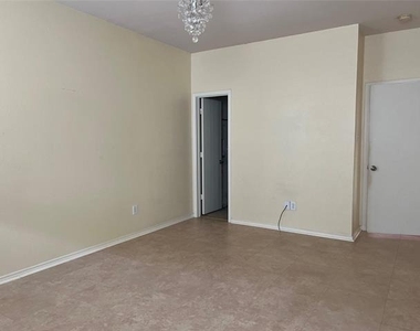 14044 Esperanza Drive - Photo Thumbnail 9