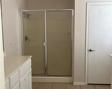 14044 Esperanza Drive - Photo Thumbnail 11