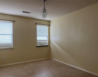 14044 Esperanza Drive - Photo Thumbnail 8