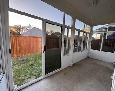 3909 Dubois Drive - Photo Thumbnail 26