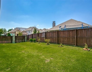 5116 Kadin Lane - Photo Thumbnail 21