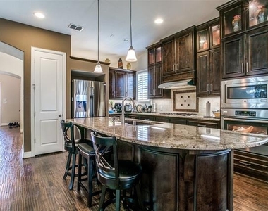 5116 Kadin Lane - Photo Thumbnail 8