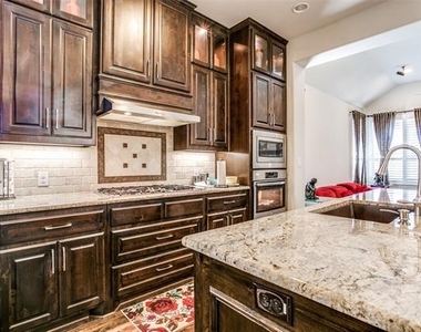 5116 Kadin Lane - Photo Thumbnail 9