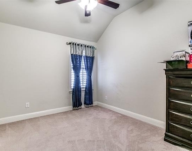 5116 Kadin Lane - Photo Thumbnail 18