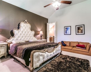 5116 Kadin Lane - Photo Thumbnail 12