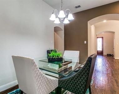 5116 Kadin Lane - Photo Thumbnail 4