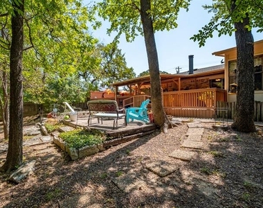 408 Heritage Trail - Photo Thumbnail 30