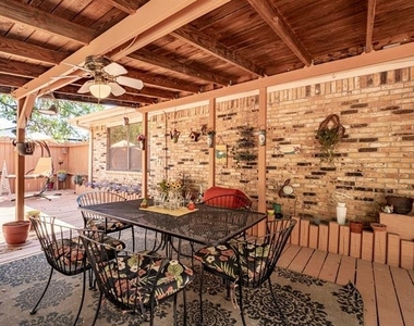 408 Heritage Trail - Photo Thumbnail 23