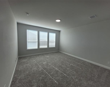 2302 Doe Branch Lane - Photo Thumbnail 12