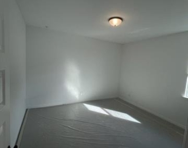 2099 Roquette Drive - Photo Thumbnail 5