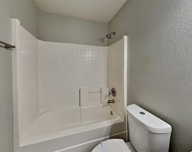 8133 Montecito Drive - Photo Thumbnail 15