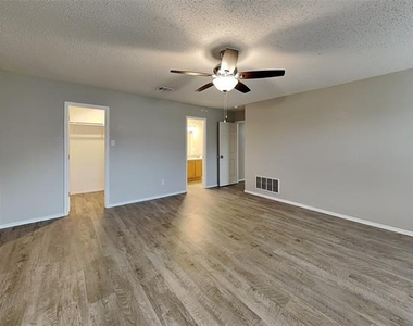 8133 Montecito Drive - Photo Thumbnail 5