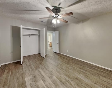 8133 Montecito Drive - Photo Thumbnail 10