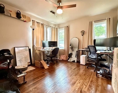 1009 Denton Street - Photo Thumbnail 21