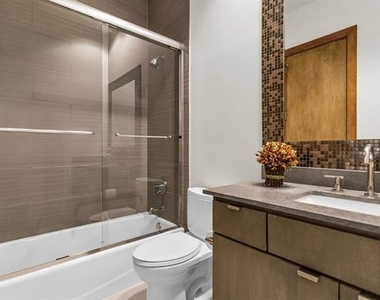 10027 Hillsdale Lane - Photo Thumbnail 31
