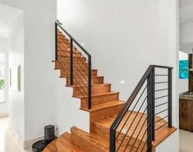 10027 Hillsdale Lane - Photo Thumbnail 22