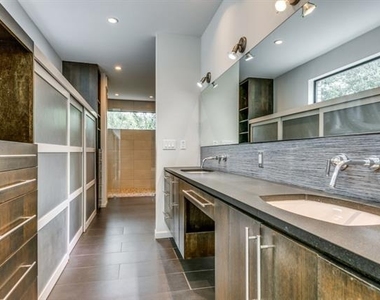 919 Knott Place - Photo Thumbnail 14