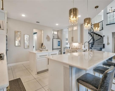11908 Vista Meadow Lane - Photo Thumbnail 8