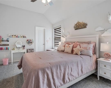 11908 Vista Meadow Lane - Photo Thumbnail 26