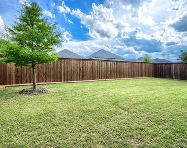 2009 Brookhurst Street - Photo Thumbnail 29