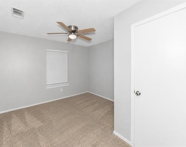 836 Hollow Creek Road - Photo Thumbnail 15
