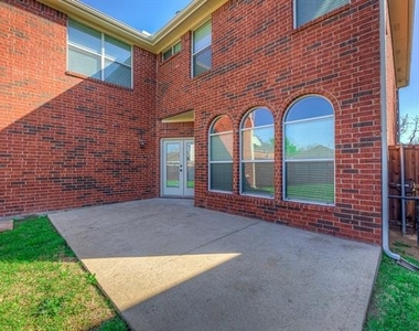 12347 Red Hawk Drive - Photo Thumbnail 31