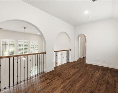 531 Sandy Lane - Photo Thumbnail 17
