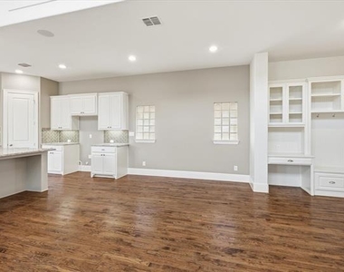 531 Sandy Lane - Photo Thumbnail 9