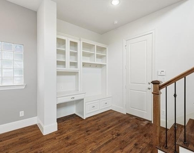 531 Sandy Lane - Photo Thumbnail 12