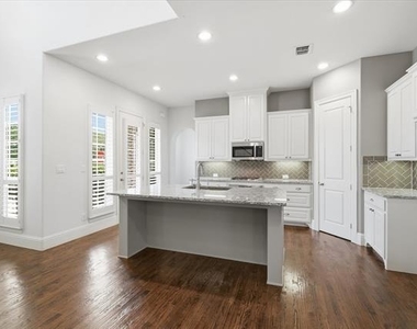 531 Sandy Lane - Photo Thumbnail 7