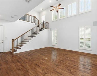 531 Sandy Lane - Photo Thumbnail 10