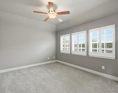 531 Sandy Lane - Photo Thumbnail 14