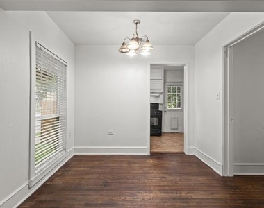 301 Maple Street - Photo Thumbnail 4