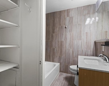 301 Maple Street - Photo Thumbnail 10