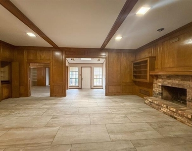 6643 Garlinghouse Lane - Photo Thumbnail 4