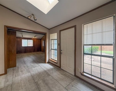 6643 Garlinghouse Lane - Photo Thumbnail 14