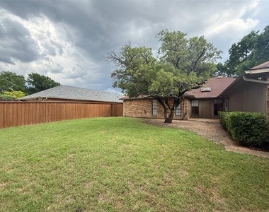 6643 Garlinghouse Lane - Photo Thumbnail 28
