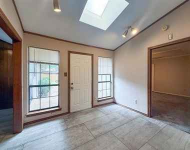 6643 Garlinghouse Lane - Photo Thumbnail 3
